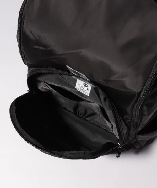 le coq sportif(ルコックスポルティフ)の「ルコック バックパック レディース バッグ バックパック リュック スポーツウェア ライフスタイル カジュアル ムーブウェア(バックパック/リュック・レディース・ベージュ/ブラック・F)」の18枚目の写真