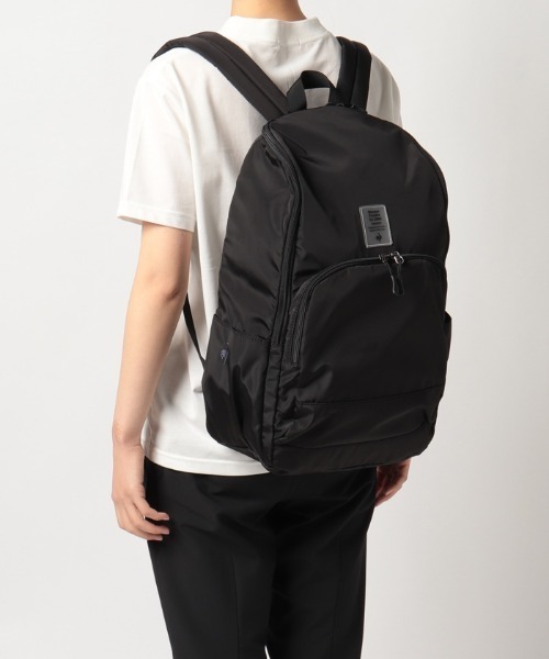 le coq sportif(ルコックスポルティフ)の「ルコック バックパック レディース バッグ バックパック リュック スポーツウェア ライフスタイル カジュアル ムーブウェア(バックパック/リュック・レディース・ベージュ/ブラック・F)」の21枚目の写真