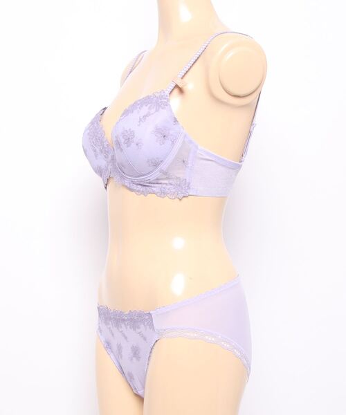 セール】AMOSTYLEステッチ チャーミングラマー ブラ＆ショーツセット