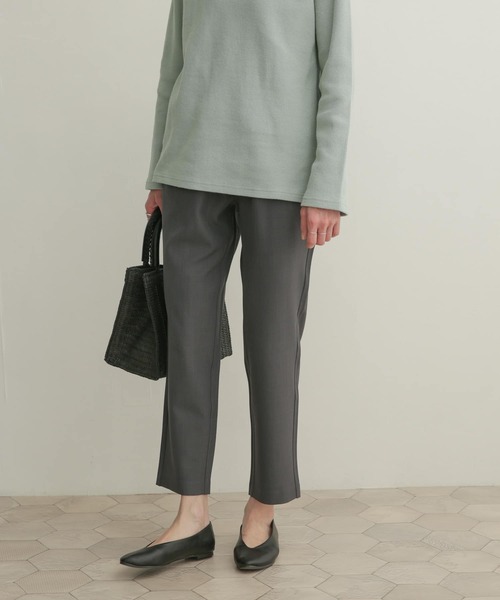 URBAN RESEARCH DOORS（アーバンリサーチドアーズ）の「ストレッチテーパードパンツ（その他パンツ・レディース・チャコールグレー/ブラック・1/0/00）」の7枚目の写真