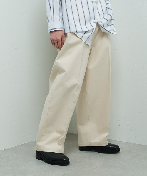 Lui's（ルイス）の「センタープレスワイドデニム（デニムパンツ・メンズ・インディゴブルー/アイボリー・SMALL/MEDIUM）」の20枚目の写真