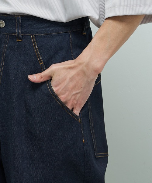 Lui's（ルイス）の「センタープレスワイドデニム（デニムパンツ・メンズ・インディゴブルー/アイボリー・SMALL/MEDIUM）」の14枚目の写真