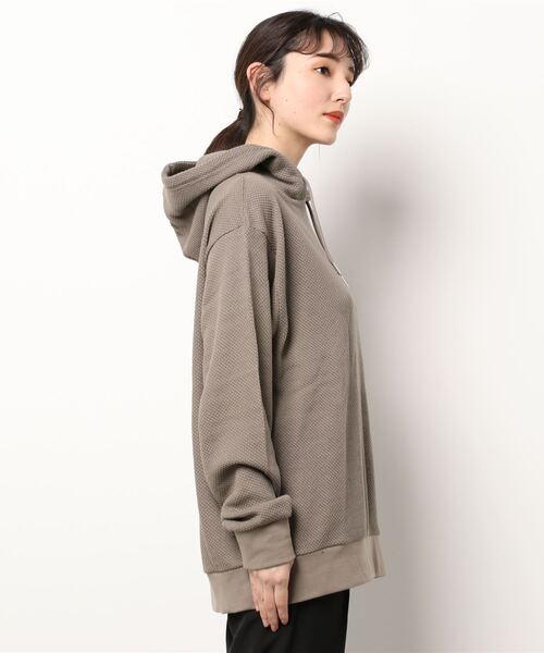 Bling Leads(ブリングリーズ)の「【Bl】【Bling leads】カノコワッフル プルパーカー(パーカー・レディース・ブラック/モカ/グレイッシュベージュ/グレイッシュブルー・MEDIUM/LARGE/X-LARGE)」の6枚目の写真