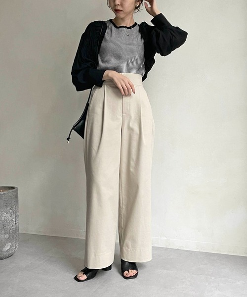 CAPRICIEUX LE'MAGE(カプリシューレマージュ)の「シャーリングボレロカーディガン(シャツ/ブラウス・レディース・ホワイト/ブラック/イエロー・FREE)」の13枚目の写真