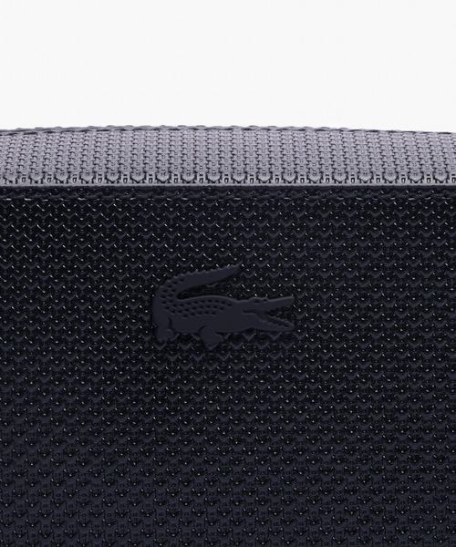 LACOSTE(ラコステ)の「シャンタコ クラシック スモールショルダーバッグ(ショルダーバッグ・レディース・ブラック/ピンクベージュ/ライトピンク/エンジ/レッド/桜・FREE)」の11枚目の写真