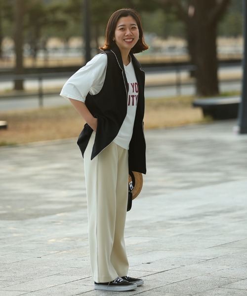 sara&cake（サラアンドケイク）の「配色パイピングサイドスリット入りノースリーブジャケット（ベスト・レディース・ブラック/グリーン・FREE）」の9枚目の写真