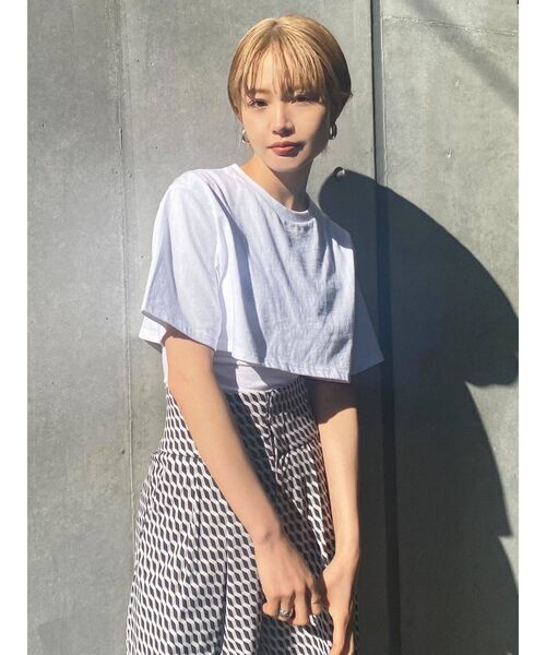 EMODA（エモダ）の「レイヤードハーフトップ（Tシャツ/カットソー・レディース・ホワイト/ブラック/イエロー/グリーン・FREE）」の5枚目の写真