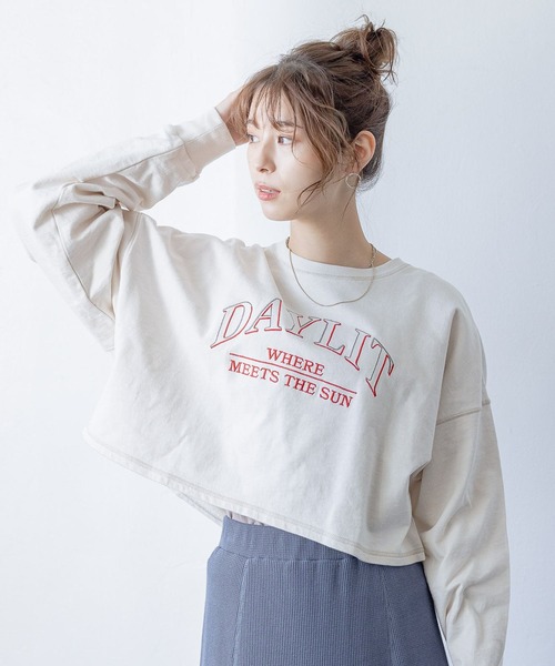 BAYFLOW（ベイフロー）の「ロゴシシュウショートプルオーバー（スウェット・レディース・ピンク/アイボリー/チャコール・FREE）」の3枚目の写真