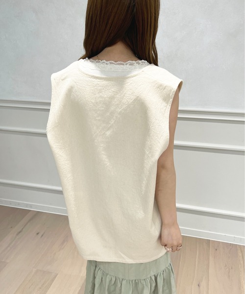 apres jour（アプレジュール）の「デニムジレ【ZOZOTOWN限定アイテム】（ベスト・レディース・ナチュラル/ライトブルー/インディゴブルー・X-LARGE/フリー）」の7枚目の写真