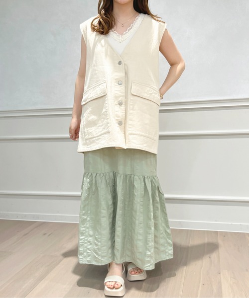 apres jour（アプレジュール）の「デニムジレ【ZOZOTOWN限定アイテム】（ベスト・レディース・ナチュラル/ライトブルー/インディゴブルー・X-LARGE/フリー）」の19枚目の写真