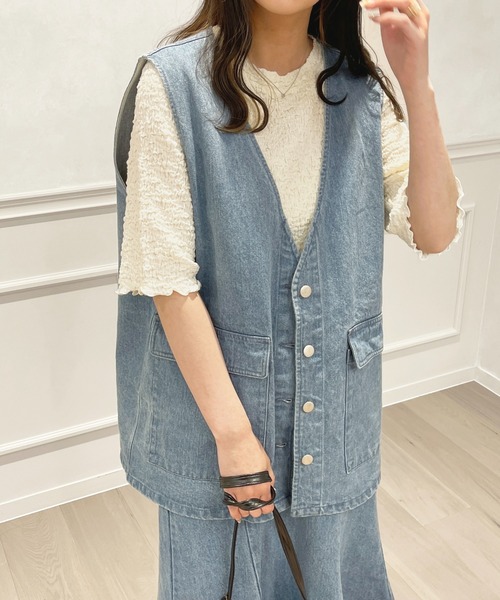 apres jour（アプレジュール）の「デニムジレ【ZOZOTOWN限定アイテム】（ベスト・レディース・ナチュラル/ライトブルー/インディゴブルー・X-LARGE/フリー）」の11枚目の写真