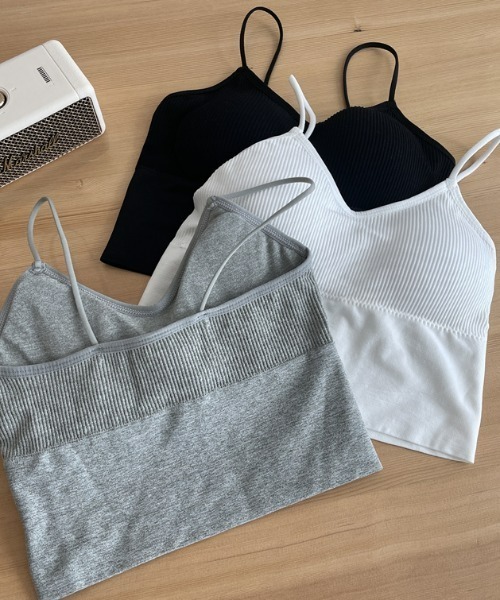 everycoco(エブリーココ)の「カップ付キャミトップス(キャミソール・レディース・ホワイト/ブラック/グレー・FREE)」の8枚目の写真