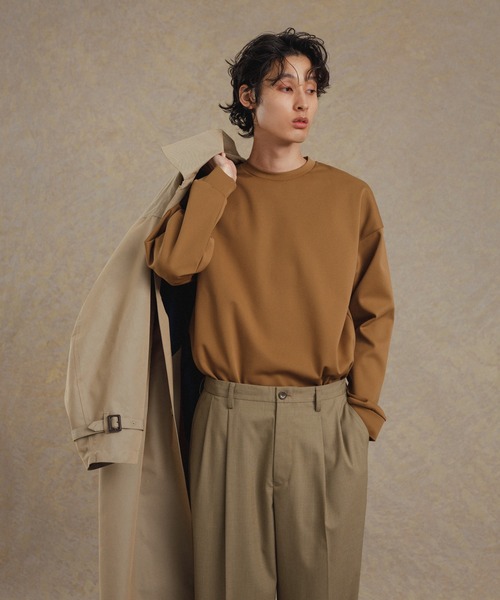 ADAM ET ROPE'(アダムエロペ)の「テックスブリット ポンチドロップショルダーL/S Tee/イージーケア(Tシャツ/カットソー・メンズ・ブラック/キャメル/オフホワイト/ネイビー・L/M)」の6枚目の写真