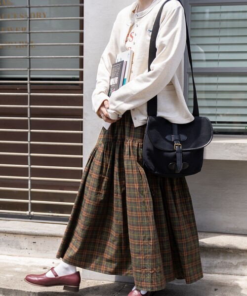 FREAK'S STORE(フリークスストア)の「ラウンドティアードスカート(スカート・レディース・ブラック/オフホワイト/グリーン/ブラウン・フリ-)」の5枚目の写真