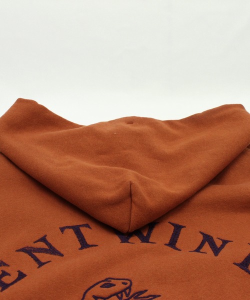 【最終値下げ】RNA BIGロングZip Upパーカー　スカル刺繍 RNA（アールエヌエー）の「M1934 BIGロングZip Upパーカー（パーカー