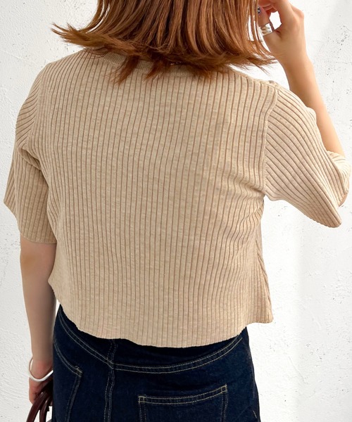 apres jour mignon(アプレジュールミニョン)の「ショート丈クルーネックトップス【ZOZOTOWN限定アイテム】(ニット/セーター・レディース・ブルー/ライトベージュ/ブラック/アイボリー・フリー/X-LARGE)」の11枚目の写真