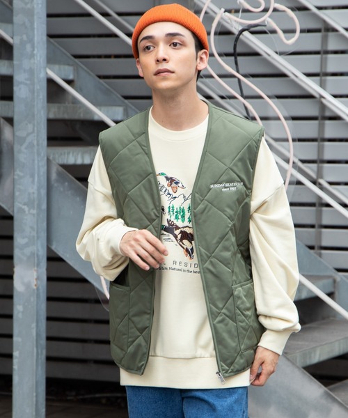 WEGO（ウィゴー）の「WEGO/ロゴ刺繍キルティングベスト（ベスト・メンズ・ブラック/カーキ・FREE）」の3枚目の写真