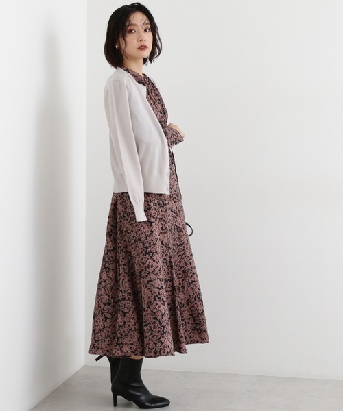 NATURAL BEAUTY BASIC(ナチュラルビューティーベーシック)の「ウールベーシックカーディガン(カーディガン/ボレロ・レディース・ブルー/グレイッシュベージュ/ブラック/ラベンダー・MEDIUM)」の13枚目の写真