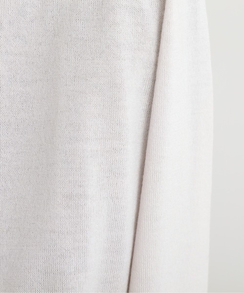 NATURAL BEAUTY BASIC(ナチュラルビューティーベーシック)の「ウールベーシックカーディガン(カーディガン/ボレロ・レディース・ブルー/グレイッシュベージュ/ブラック/ラベンダー・MEDIUM)」の15枚目の写真