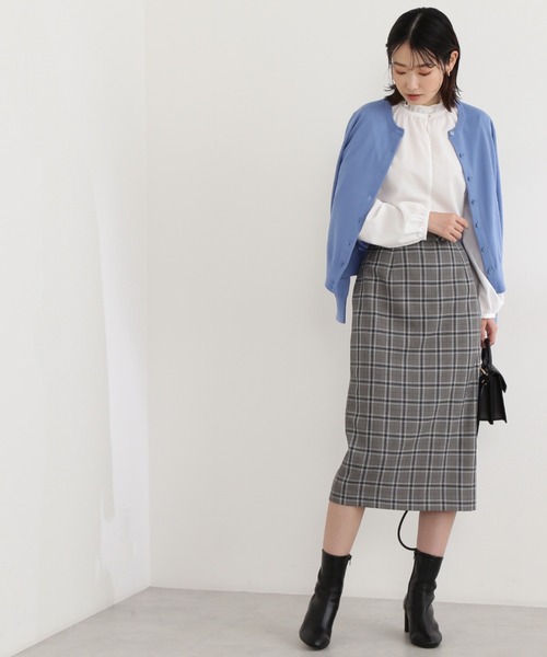 NATURAL BEAUTY BASIC(ナチュラルビューティーベーシック)の「ウールベーシックカーディガン(カーディガン/ボレロ・レディース・ブルー/グレイッシュベージュ/ブラック/ラベンダー・MEDIUM)」の22枚目の写真