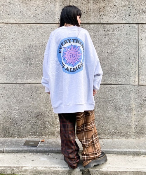 Candy Stripper（キャンディストリッパー）の「EVERYTHING IS ALRIGHT BIG スウェット（スウェット・レディース・ピンク/ライトグレー/ブラック・2）」の15枚目の写真