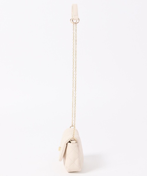 GLOBAL WORK(グローバルワーク)の「キルティングチェーンミニBAG/172562(ショルダーバッグ・キッズ・パープル/ブラック/ホワイト系8・ONE SIZE)」の4枚目の写真