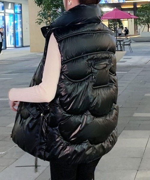 DIAVEL（ディアベル）の「微光沢中綿ベスト（ダウンベスト・レディース・ブラック/ホワイト・M）」の10枚目の写真