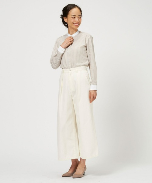 TOKYO SHIRTS(トウキョウシャツ)の「形態安定ノーアイロン スタンドカラー 長袖ビジネスワイシャツ(ビジネスシャツ・レディース・ベージュ・LL/S/M/L/XL)」の6枚目の写真
