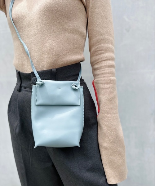 IO（イオ）（イオ）の「IO select / ミニショルダーＢＡＧ（ショルダーバッグ・レディース・グレー/ホワイト/ブラック/ブラウン/キャメル・ONESIZE）」の2枚目の写真