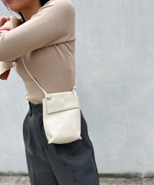 IO（イオ）（イオ）の「IO select / ミニショルダーＢＡＧ（ショルダーバッグ・レディース・グレー/ホワイト/ブラック/ブラウン/キャメル・ONESIZE）」の3枚目の写真