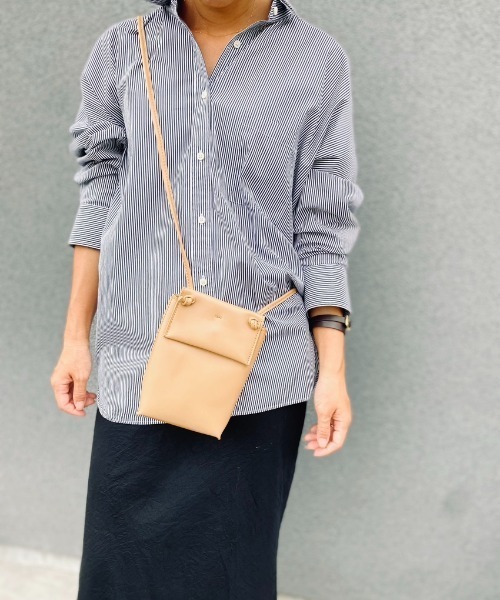 IO（イオ）（イオ）の「IO select / ミニショルダーＢＡＧ（ショルダーバッグ・レディース・グレー/ホワイト/ブラック/ブラウン/キャメル・ONESIZE）」の22枚目の写真