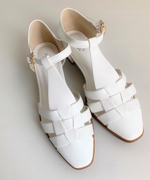 ポインテッドトゥ グルカサンダル