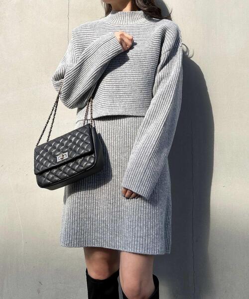 INGNI（イング）の「ショート丈タートルネックニット＋ノースリニットワンピースセット（その他・レディース・ブラック/アイボリー/グレー・M）」の3枚目の写真