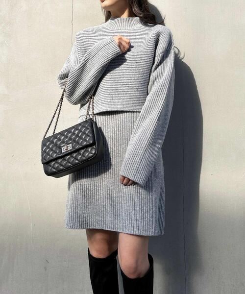 INGNI（イング）の「ショート丈タートルネックニット＋ノースリニットワンピースセット（その他・レディース・ブラック/アイボリー/グレー・M）」の5枚目の写真