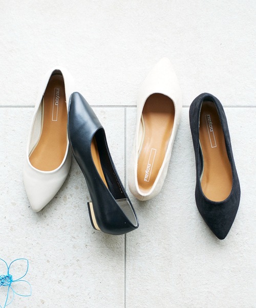 noyau（ノヤウ）の「ポインテッドトゥメタルヒールパンプス（パンプス・レディース・アイボリー/ブラック系その他6/ブラック/クリーム・LL/S/M/L）」の3枚目の写真