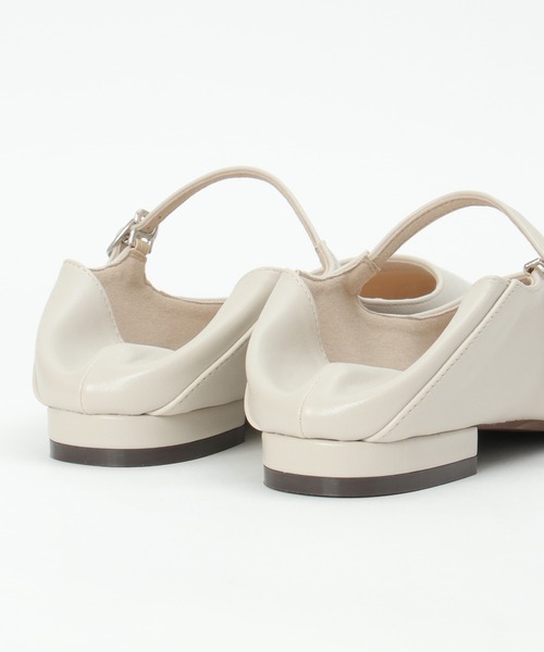 ikka(イッカ)の「メリージェーン2WAYパンプス(パンプス・レディース・ブラック/オフホワイト/シルバー・M/L)」の6枚目の写真