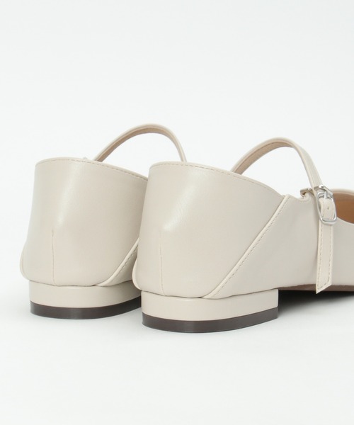 ikka(イッカ)の「メリージェーン2WAYパンプス(パンプス・レディース・ブラック/オフホワイト/シルバー・M/L)」の5枚目の写真