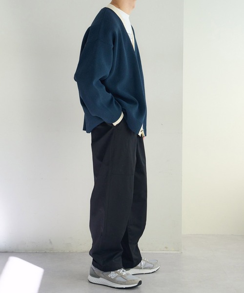 DISCOAT（ディスコート）の「ダブルニーワイドテーパードパンツ（チノパンツ・メンズ・ブラック/ベージュ・MEDIUM/LARGE）」の22枚目の写真