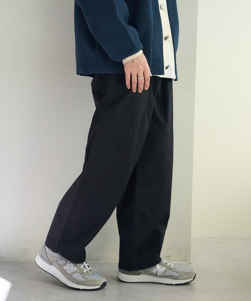 DISCOAT（ディスコート）の「ダブルニーワイドテーパードパンツ（チノパンツ・メンズ・ブラック/ベージュ・MEDIUM/LARGE）」の13枚目の写真