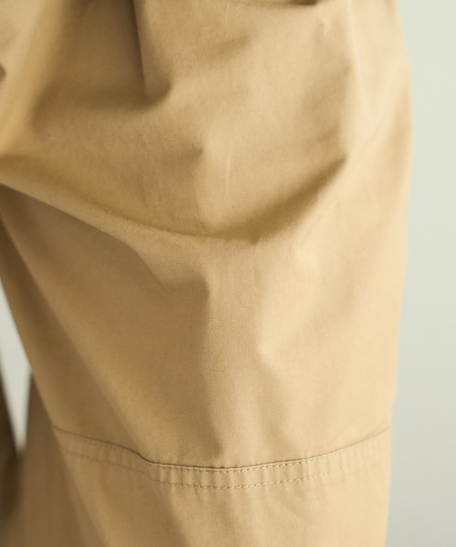 DISCOAT（ディスコート）の「ダブルニーワイドテーパードパンツ（チノパンツ・メンズ・ブラック/ベージュ・MEDIUM/LARGE）」の12枚目の写真