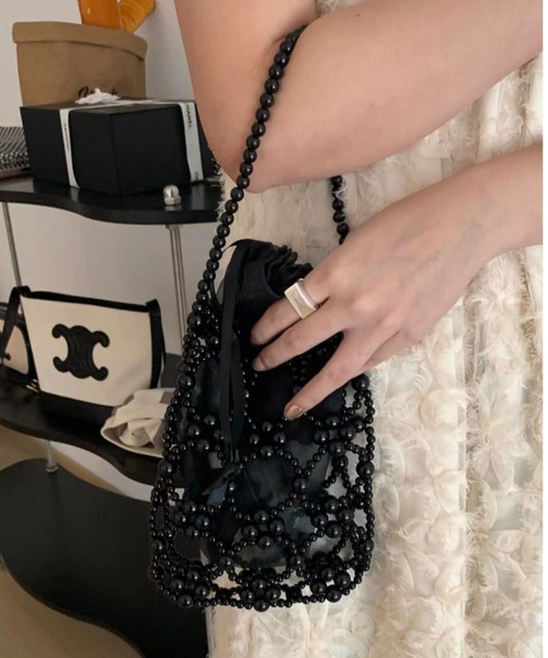 ｔｏｌｅｎｅ（トレネ）の「ビーズ編みハンドバッグ（ハンドバッグ・レディース・オフホワイト/シルバー/クリア/ブラック・ONE SIZE）」の10枚目の写真