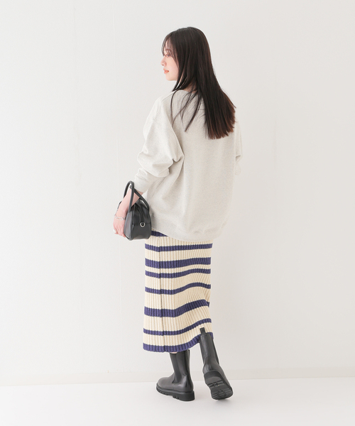 B.C STOCK（ベーセーストック）の「ロゴプリントスウェット（スウェット・レディース・ライトグレー・FREE）」の4枚目の写真