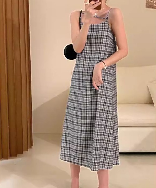 LAC-VERT(ラック・ヴェール)の「Aラインレトロキャミワンピース(ワンピース・レディース・ダークグレー/ダークブラウン・FREE)」の13枚目の写真