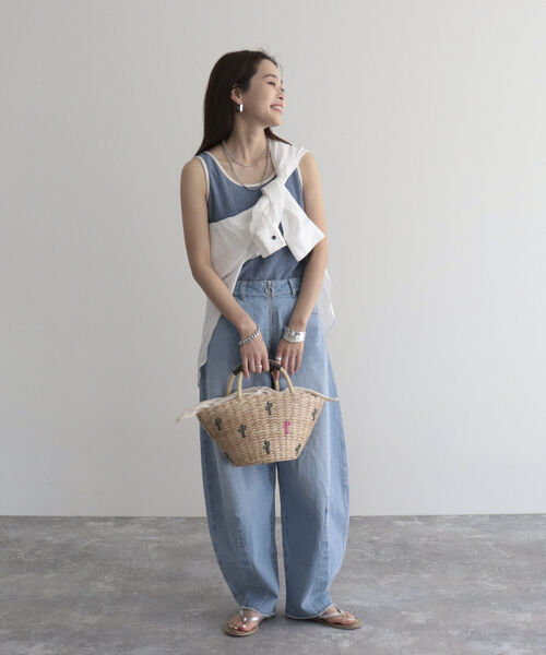 fredy emue（フレディエミュ）の「モチーフ刺繍ペーパーカゴバッグ（かごバッグ・レディース・ブラック系その他/グリーン系その他・FREE）」の5枚目の写真