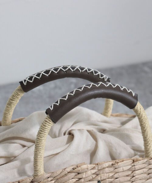 fredy emue（フレディエミュ）の「モチーフ刺繍ペーパーカゴバッグ（かごバッグ・レディース・ブラック系その他/グリーン系その他・FREE）」の4枚目の写真