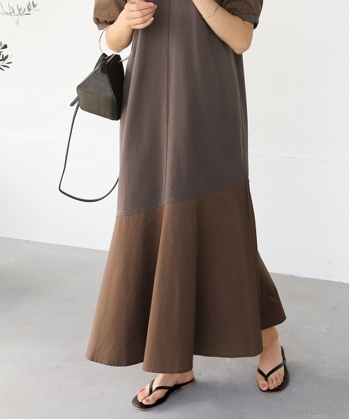 Bou Jeloud（ブージュルード）の「【低身長向けサイズあり】スウェットVネックマーメイドワンピース（ワンピース・レディース・ブラック/グレイッシュベージュ/チャコールグレー・M/S）」の8枚目の写真