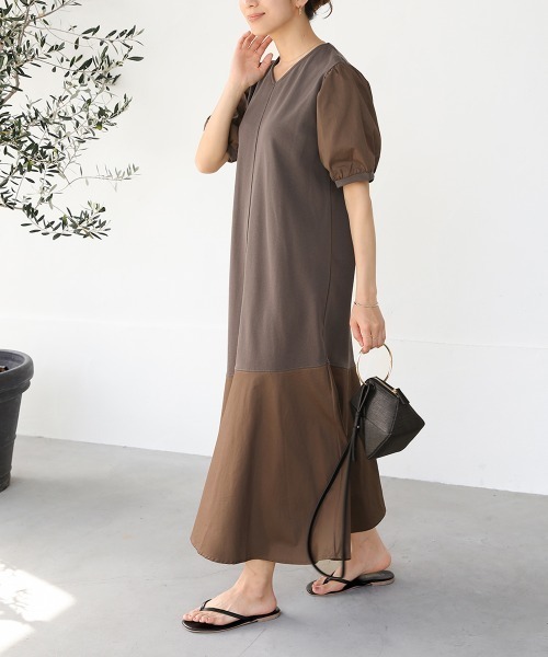 Bou Jeloud（ブージュルード）の「【低身長向けサイズあり】スウェットVネックマーメイドワンピース（ワンピース・レディース・ブラック/グレイッシュベージュ/チャコールグレー・M/S）」の21枚目の写真