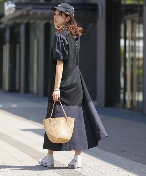 Bou Jeloud（ブージュルード）の「【低身長向けサイズあり】スウェットVネックマーメイドワンピース（ワンピース・レディース・ブラック/グレイッシュベージュ/チャコールグレー・M/S）」の9枚目の写真