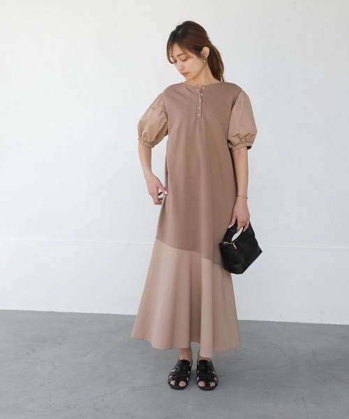 Bou Jeloud（ブージュルード）の「【低身長向けサイズあり】スウェットVネックマーメイドワンピース（ワンピース・レディース・ブラック/グレイッシュベージュ/チャコールグレー・M/S）」の19枚目の写真