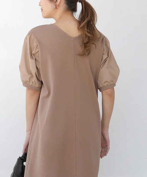 Bou Jeloud（ブージュルード）の「【低身長向けサイズあり】スウェットVネックマーメイドワンピース（ワンピース・レディース・ブラック/グレイッシュベージュ/チャコールグレー・M/S）」の11枚目の写真